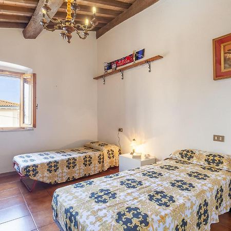 Awesome Home In Montefoscoli With Wifi 외부 사진