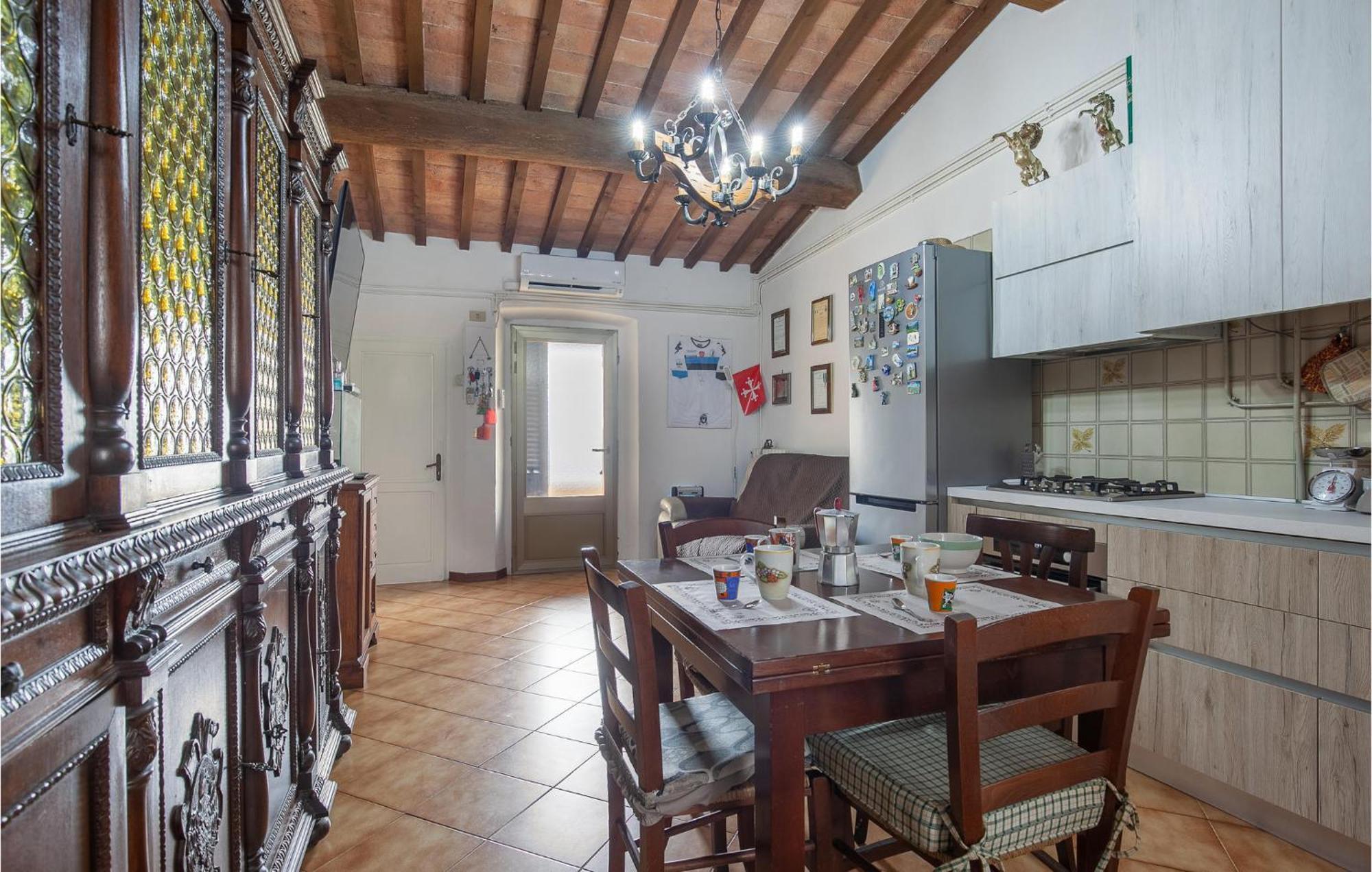 Awesome Home In Montefoscoli With Wifi 외부 사진