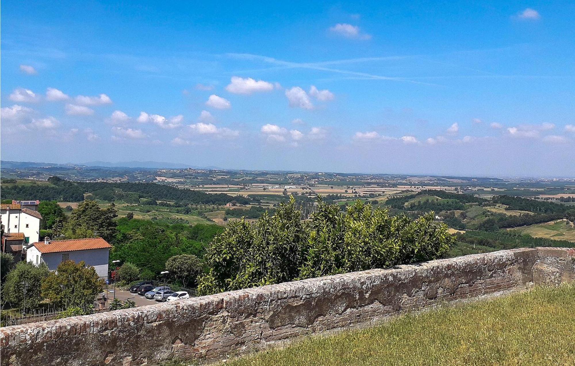 Awesome Home In Montefoscoli With Wifi 외부 사진